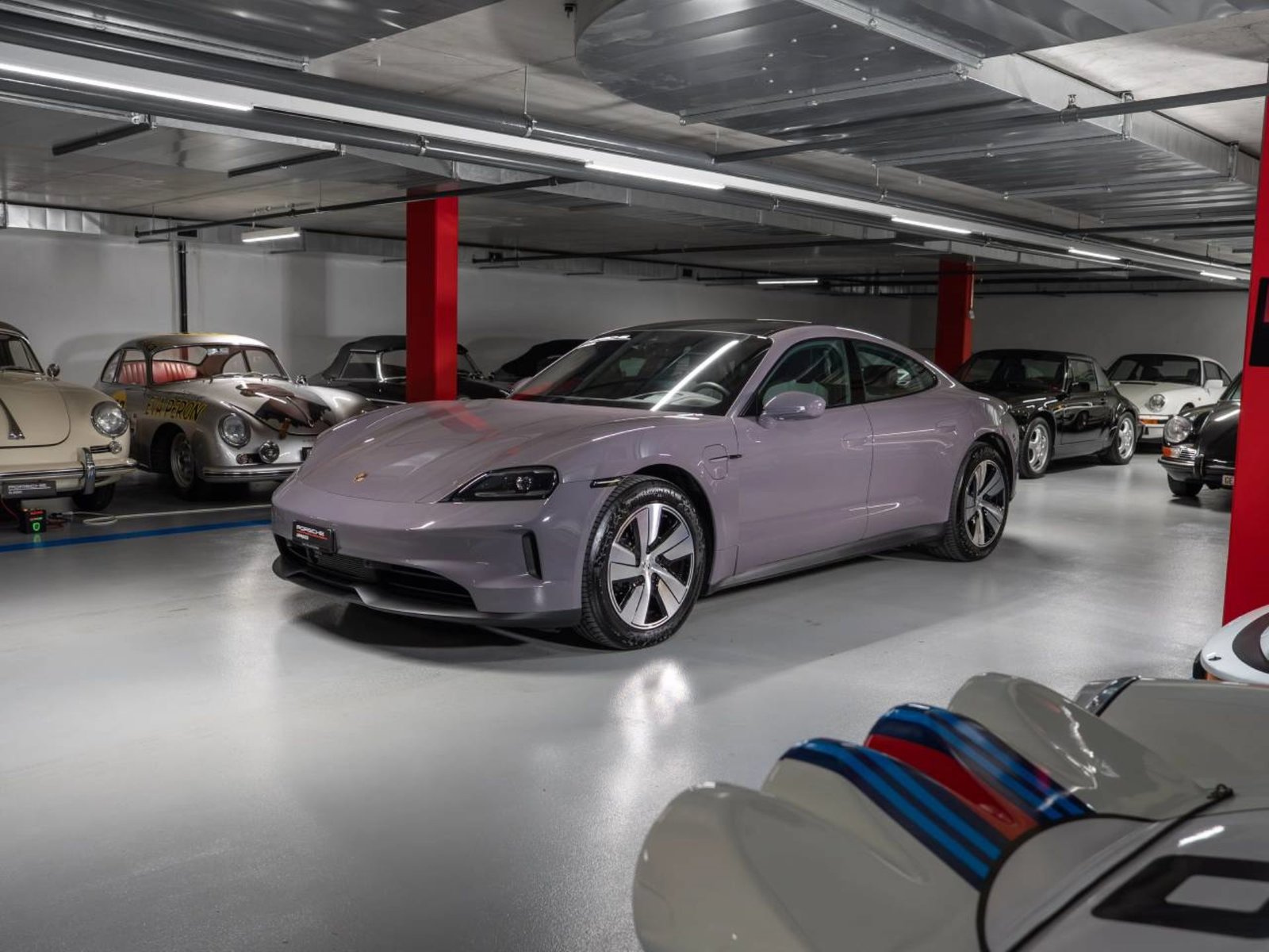 PORSCHE Taycan 4S