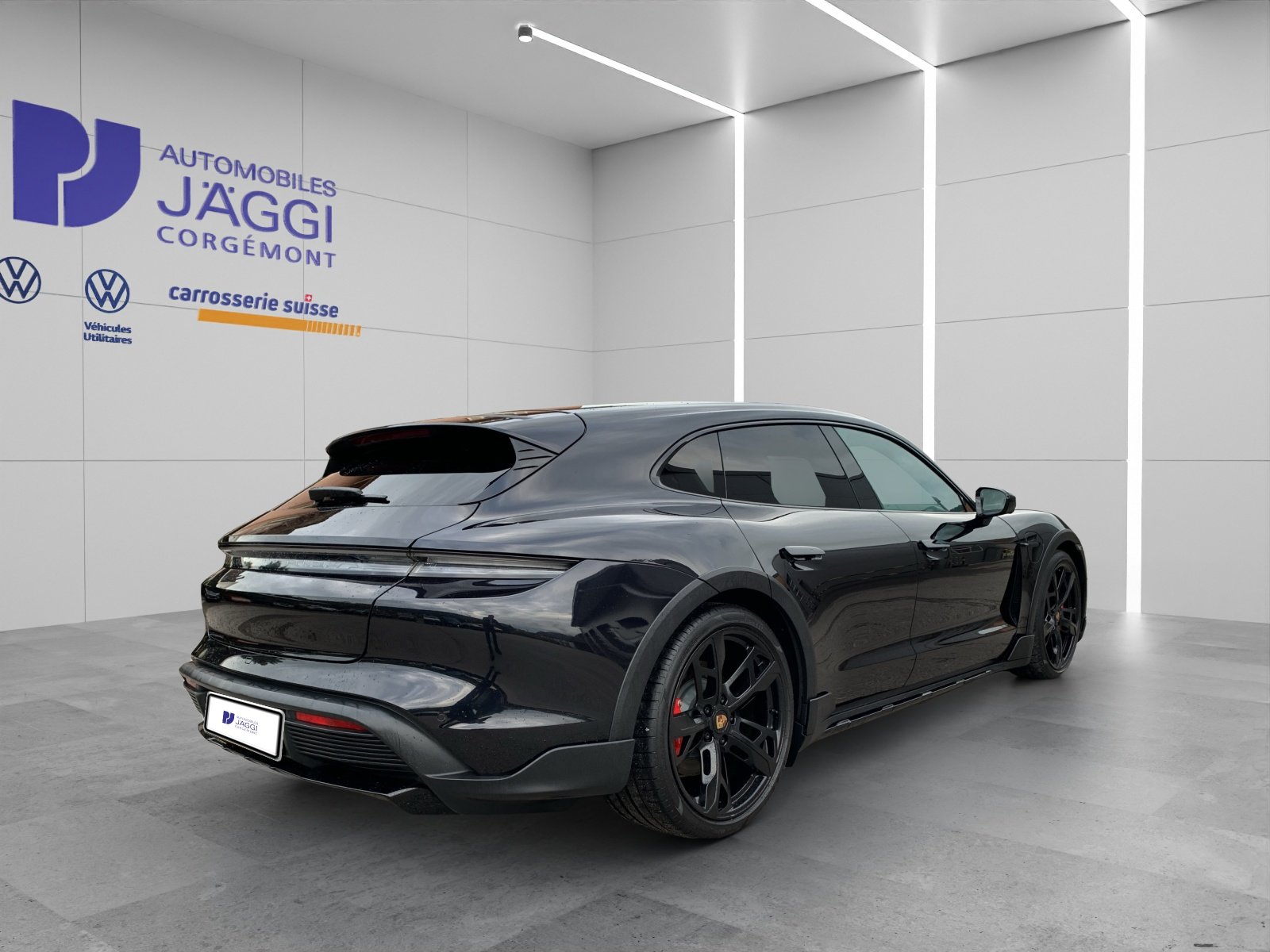 PORSCHE Taycan 4S Cross Turismo / 5 places