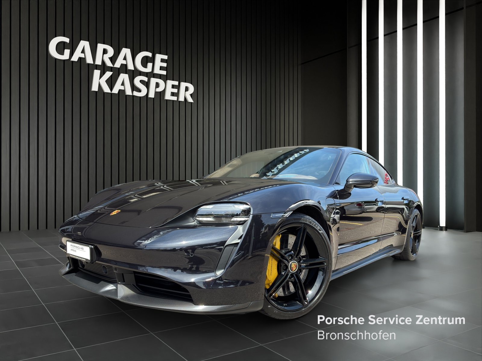 PORSCHE Taycan Turbo S