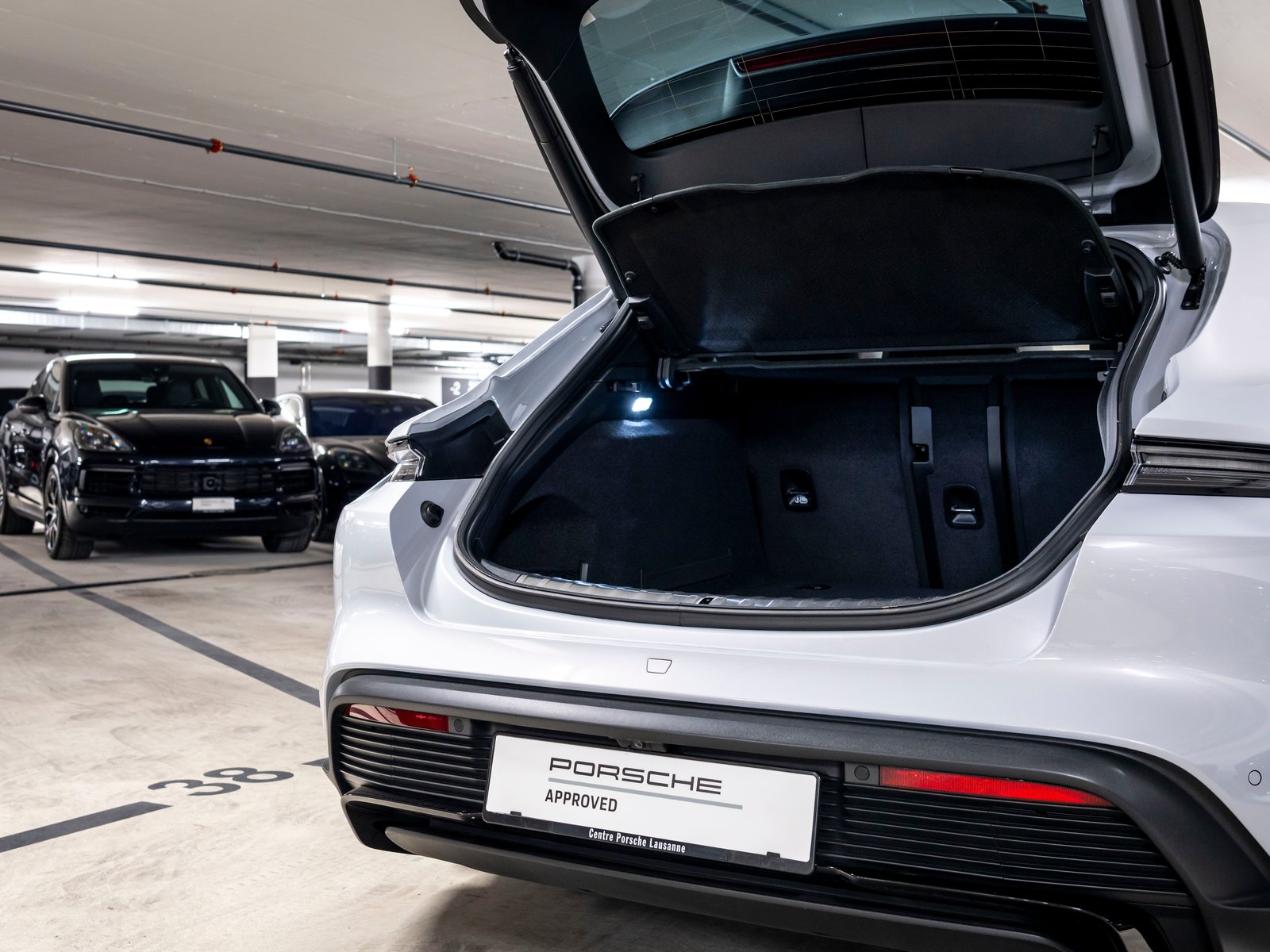 PORSCHE Taycan GTS Sport Turismo Performance Plus 93,4kWh, Électrique, Occasion / Utilisé, Automatique - 7