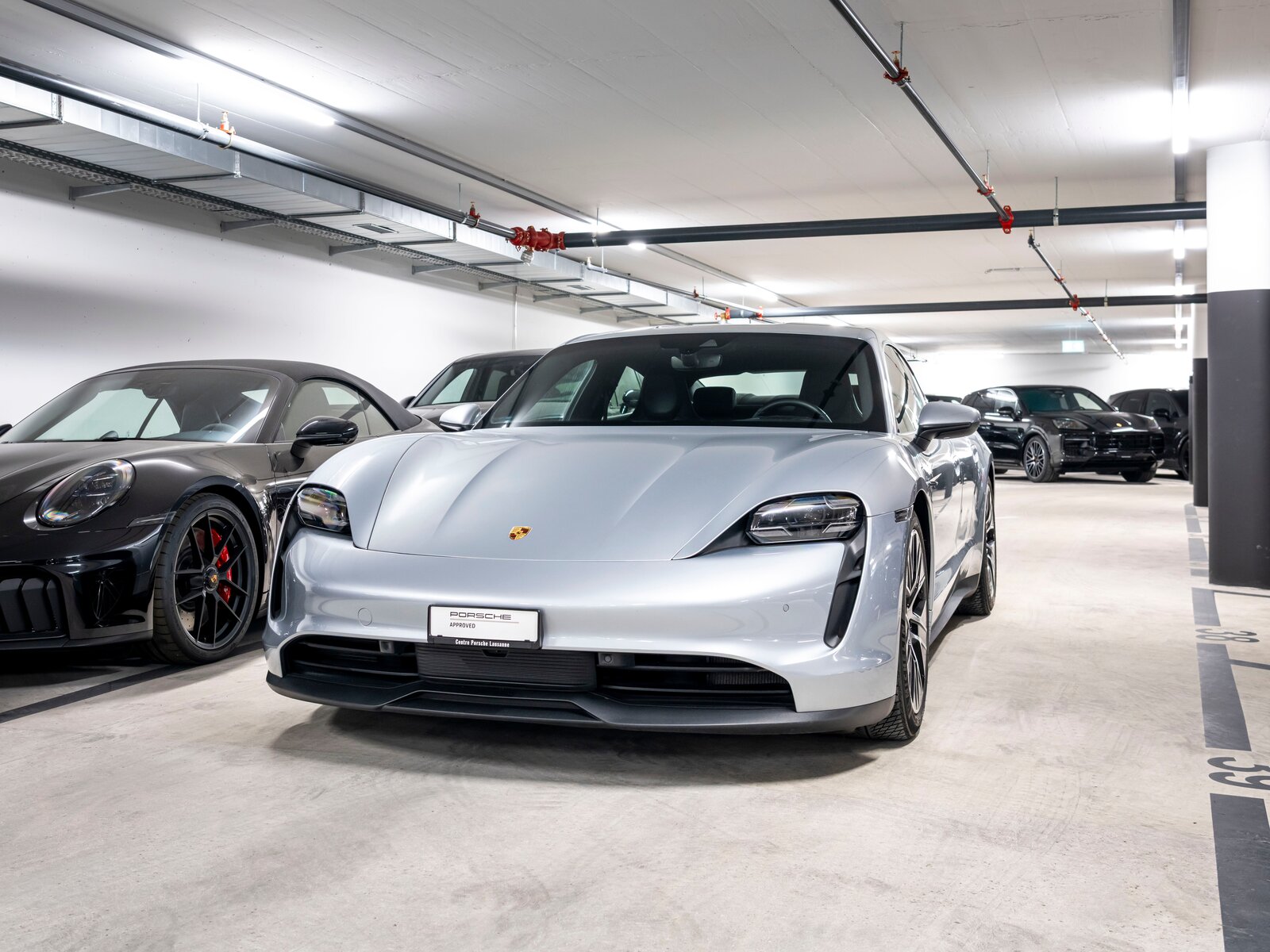 PORSCHE Taycan 4S