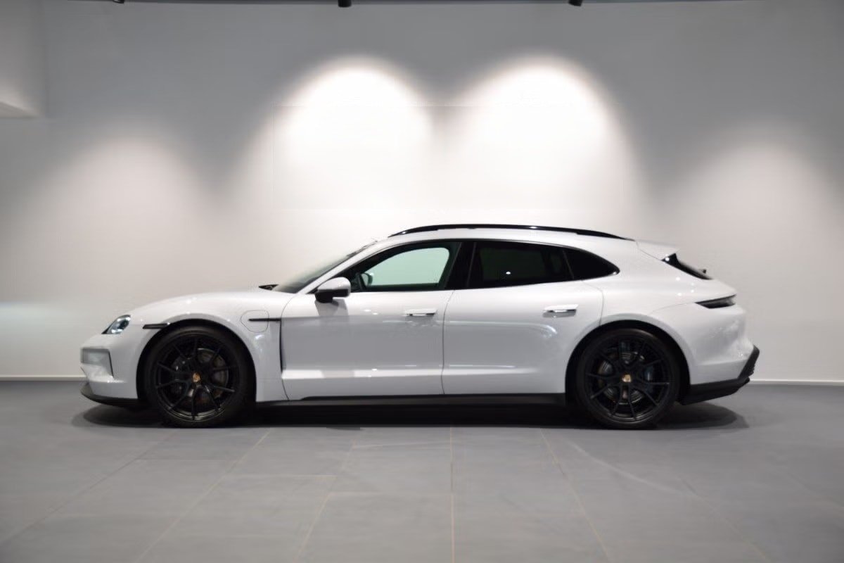 PORSCHE Taycan Sport Turismo 104kWh, Électrique, Voiture de démonstration, Automatique - 2