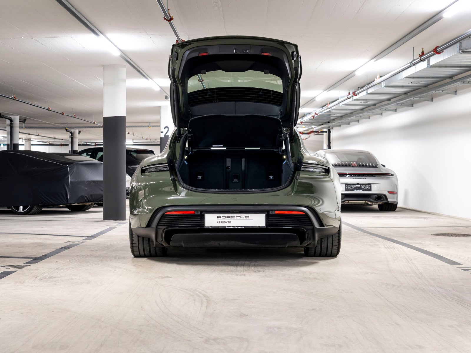 PORSCHE Taycan Sport Turismo GTS 104kWh, Elektro, Vorführwagen, Automatik - 6