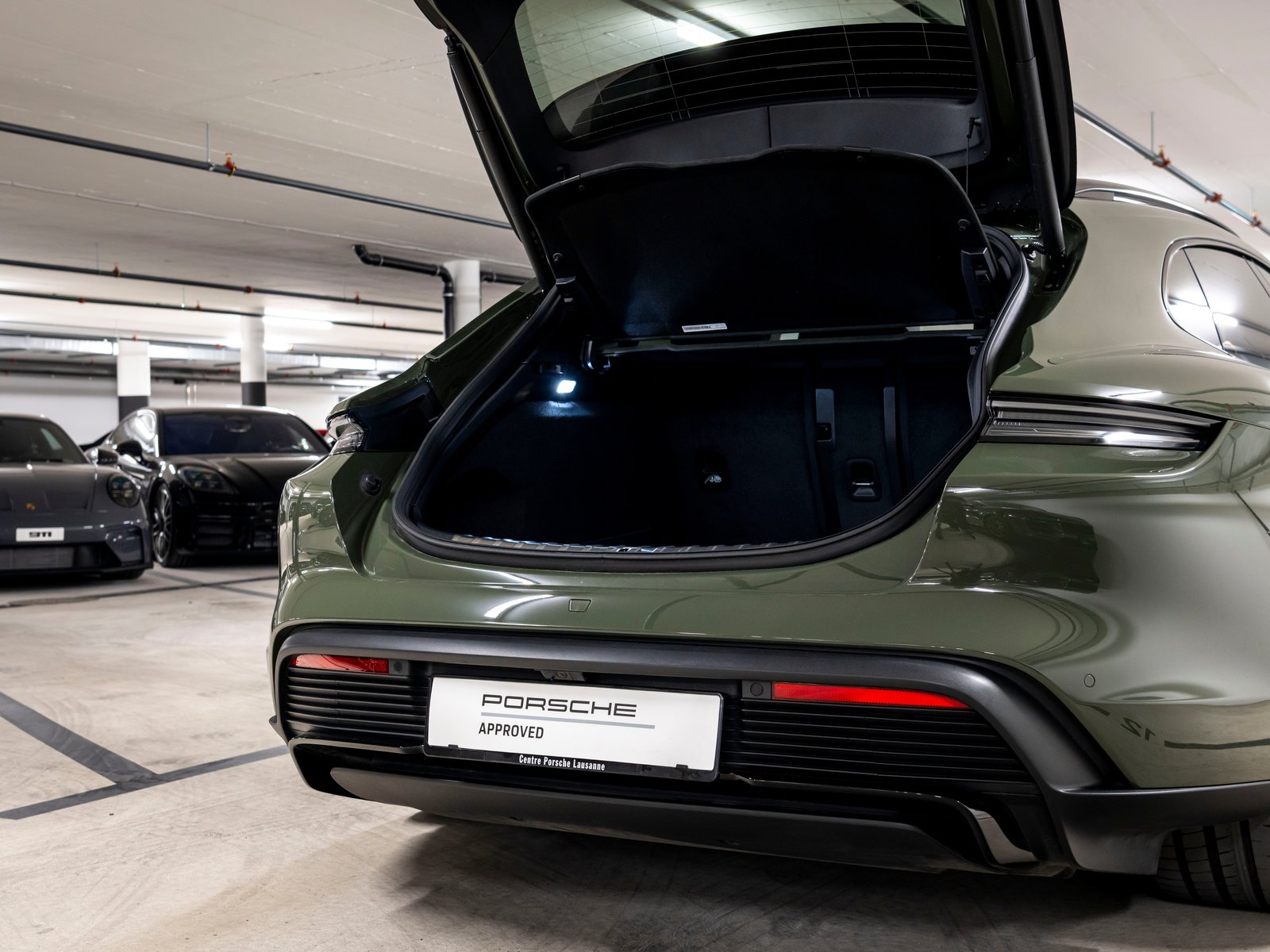 PORSCHE Taycan Sport Turismo GTS 104kWh, Elektro, Vorführwagen, Automatik - 7