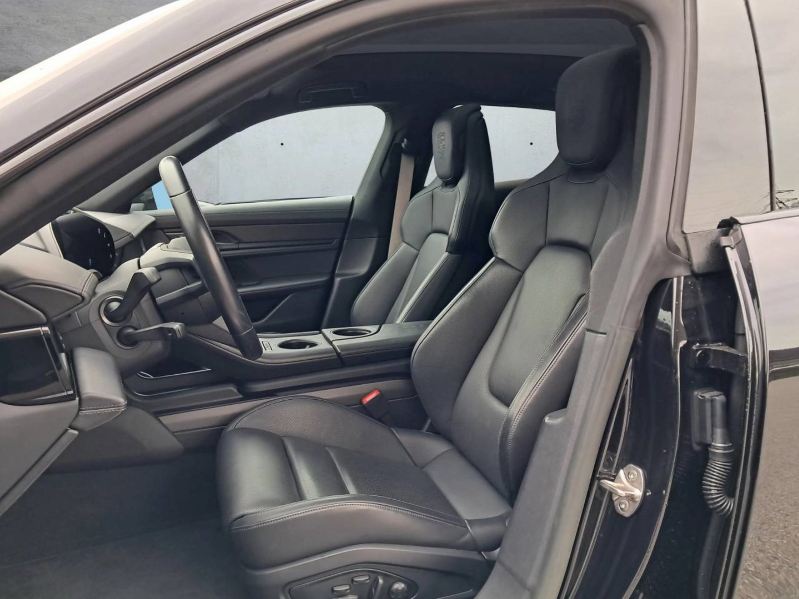 PORSCHE Taycan 4S Cross Turismo, Electric, Second hand / Used, Automatic - 5