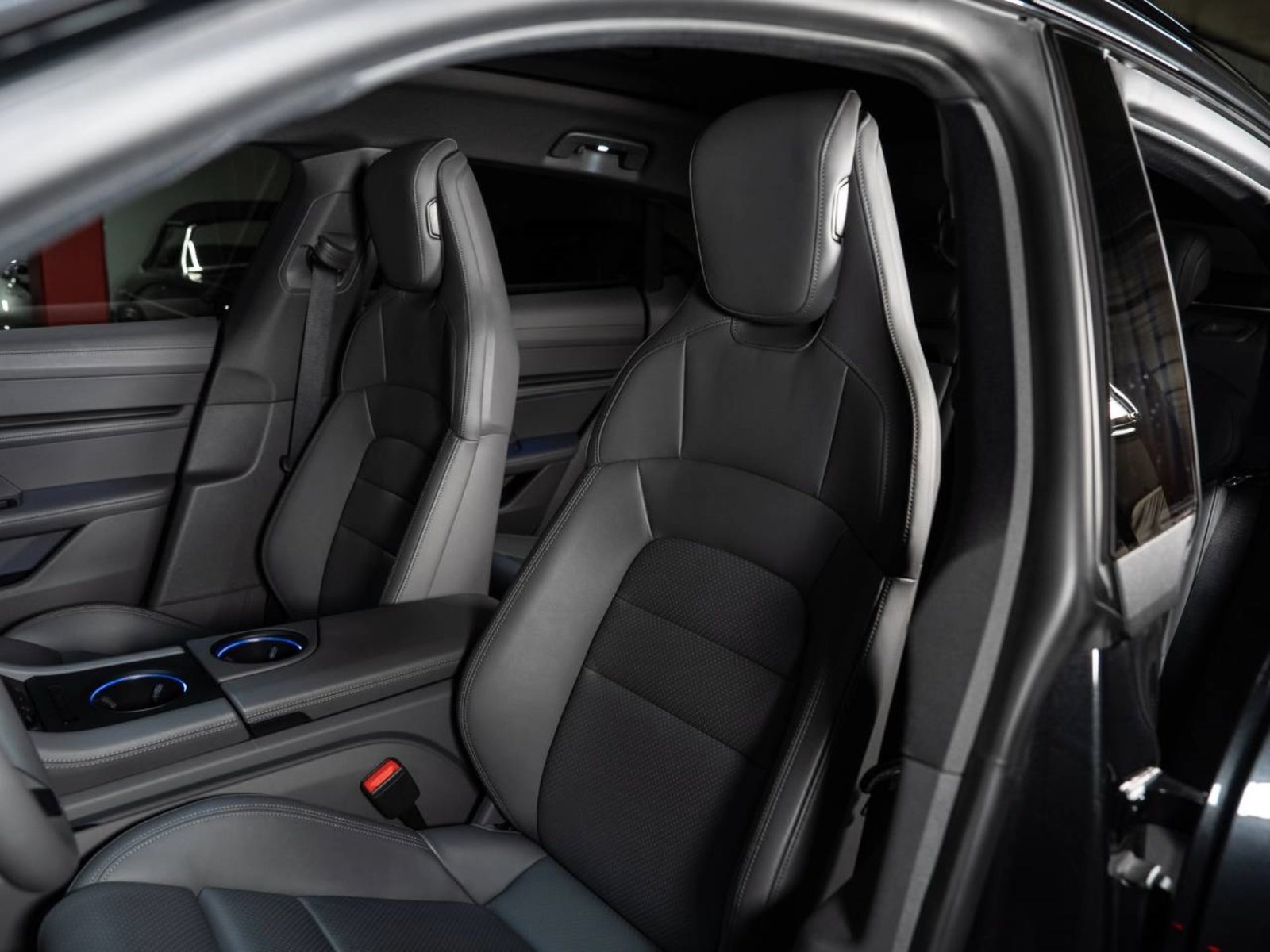 PORSCHE Taycan 4S Cross Turismo, Électrique, Occasion / Utilisé, Automatique - 5