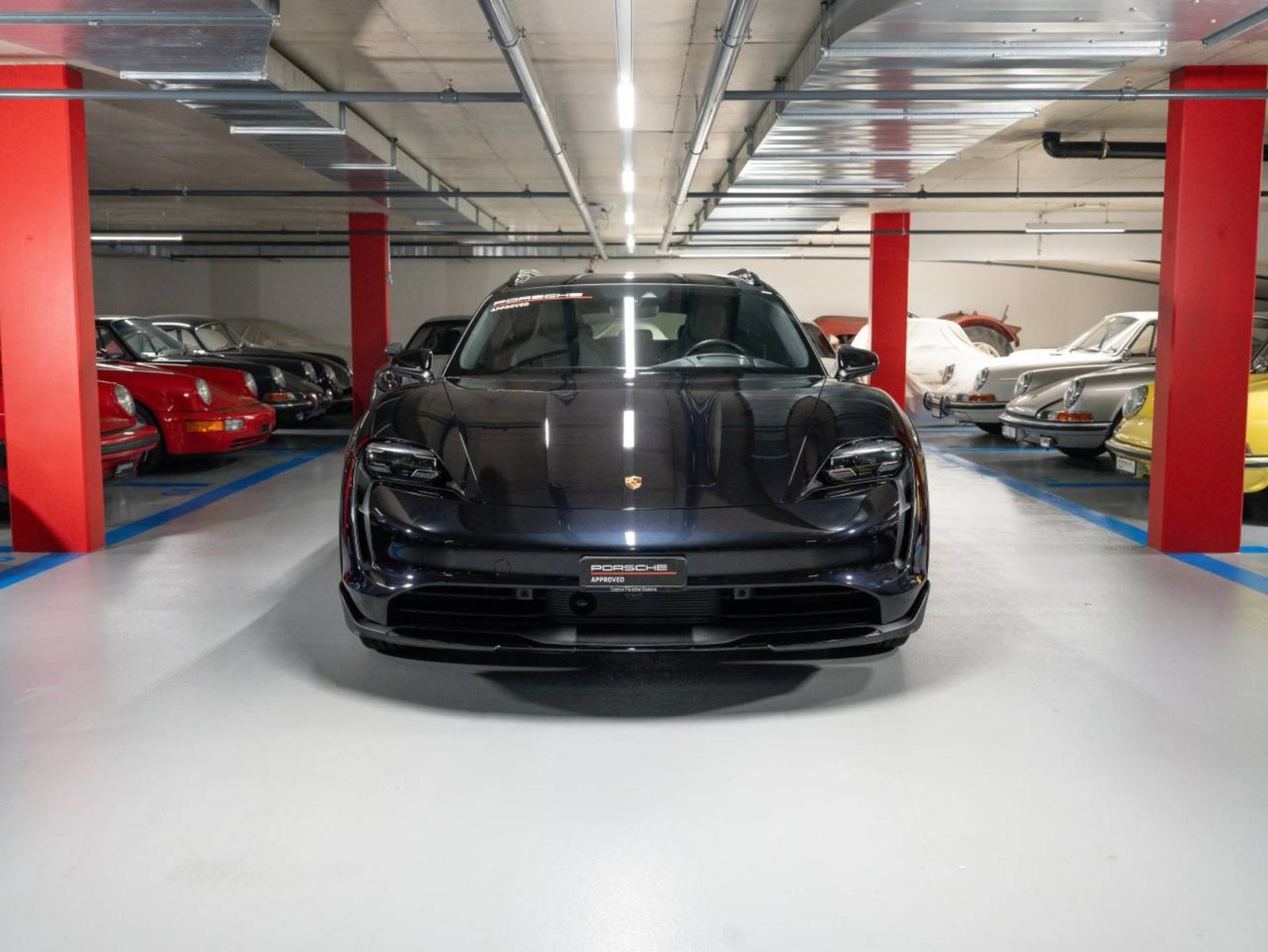 PORSCHE Taycan 4 Cross Turismo, Elektro, Occasion / Gebraucht, Automatik - 2