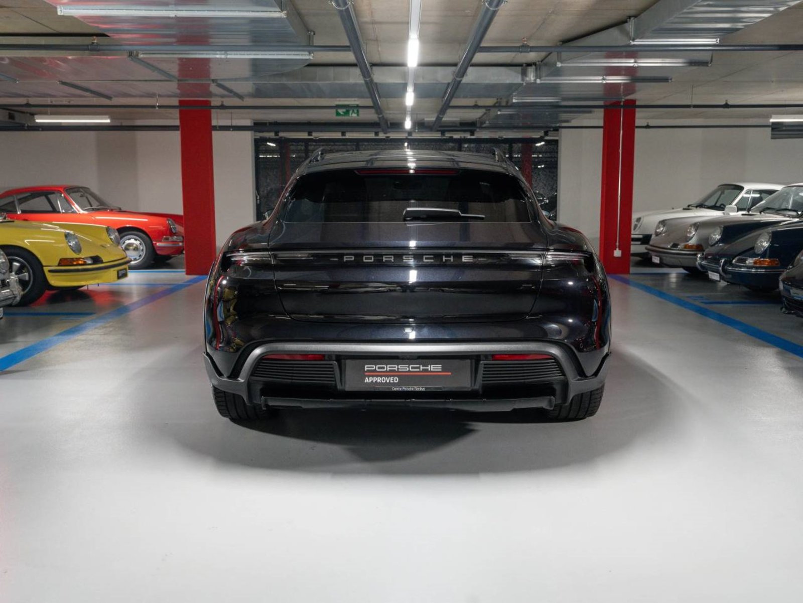 PORSCHE Taycan 4 Cross Turismo, Elektro, Occasion / Gebraucht, Automatik - 4
