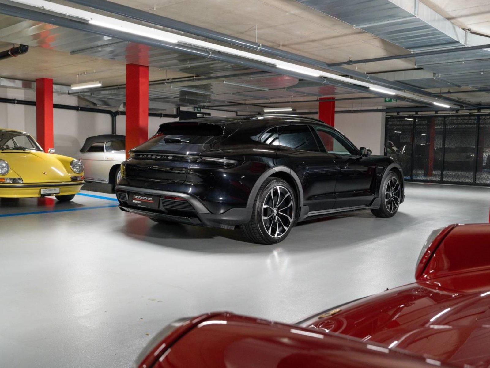 PORSCHE Taycan 4 Cross Turismo, Elektro, Occasion / Gebraucht, Automatik - 5