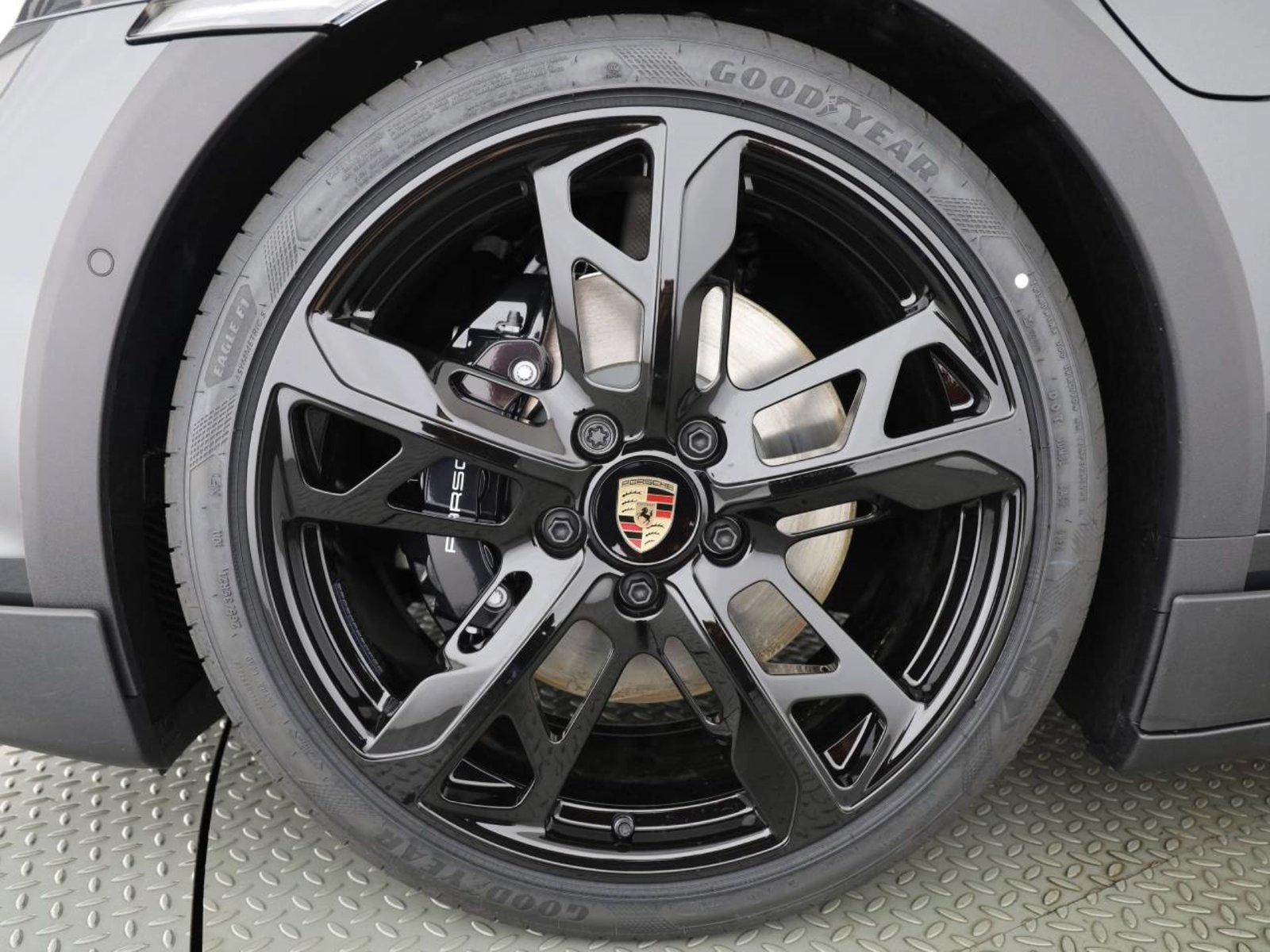 PORSCHE Taycan 4 Cross Turismo, Elektro, Occasion / Gebraucht, Automatik - 6