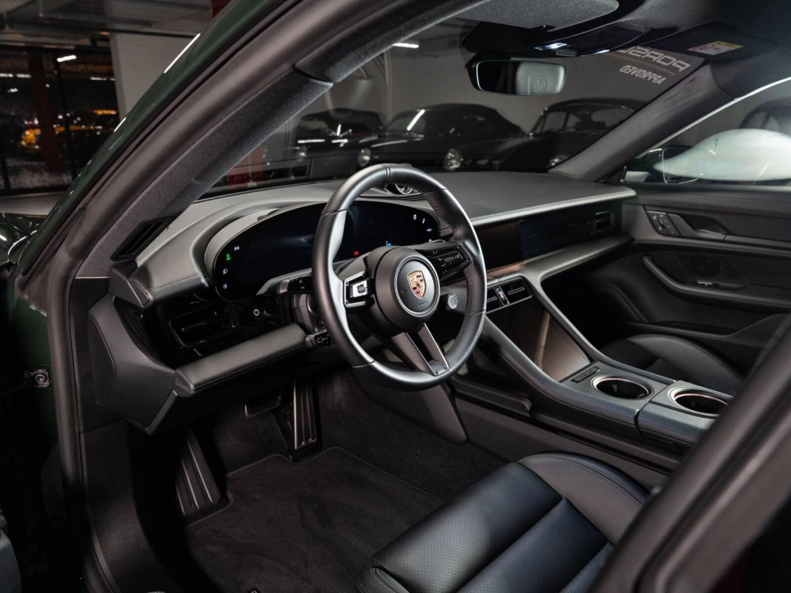 PORSCHE Taycan 4 Cross Turismo, Elektro, Occasion / Gebraucht, Automatik - 4