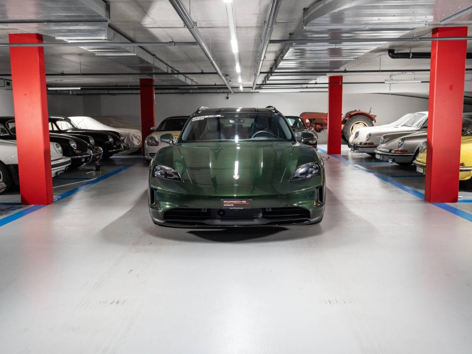 PORSCHE Taycan 4 Cross Turismo, Elektro, Occasion / Gebraucht, Automatik - 7