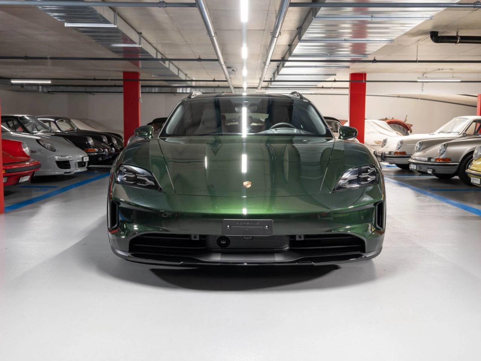 PORSCHE TAYCAN 4S Cross Turismo, Elektro, Vorführwagen, Automatik - 2
