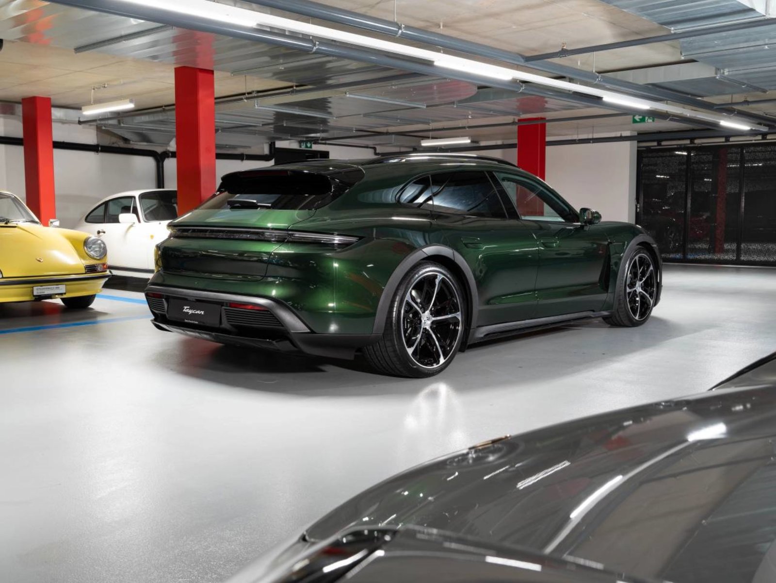 PORSCHE TAYCAN 4S Cross Turismo, Elektro, Vorführwagen, Automatik - 3