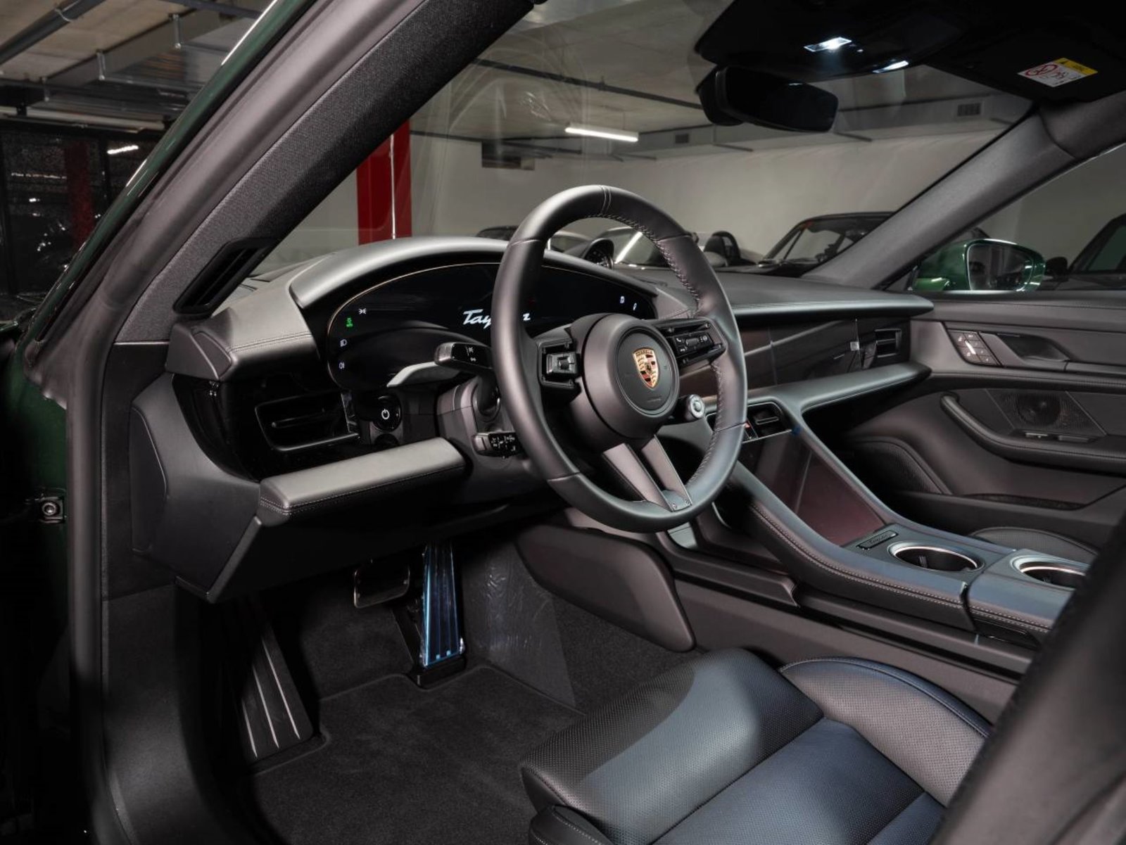 PORSCHE TAYCAN 4S Cross Turismo, Elektro, Vorführwagen, Automatik - 4