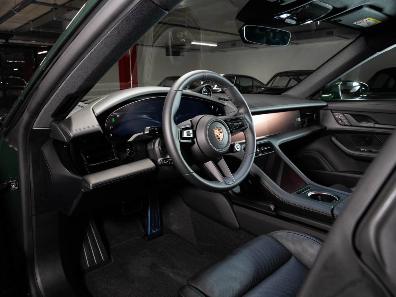 PORSCHE Taycan 4S Cross Turismo, Electric, Ex-demonstrator, Automatic - 4