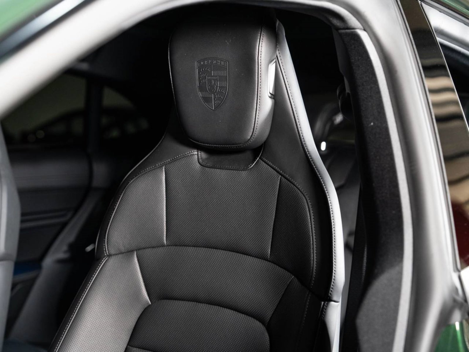 PORSCHE Taycan 4S Cross Turismo, Electric, Ex-demonstrator, Automatic - 5