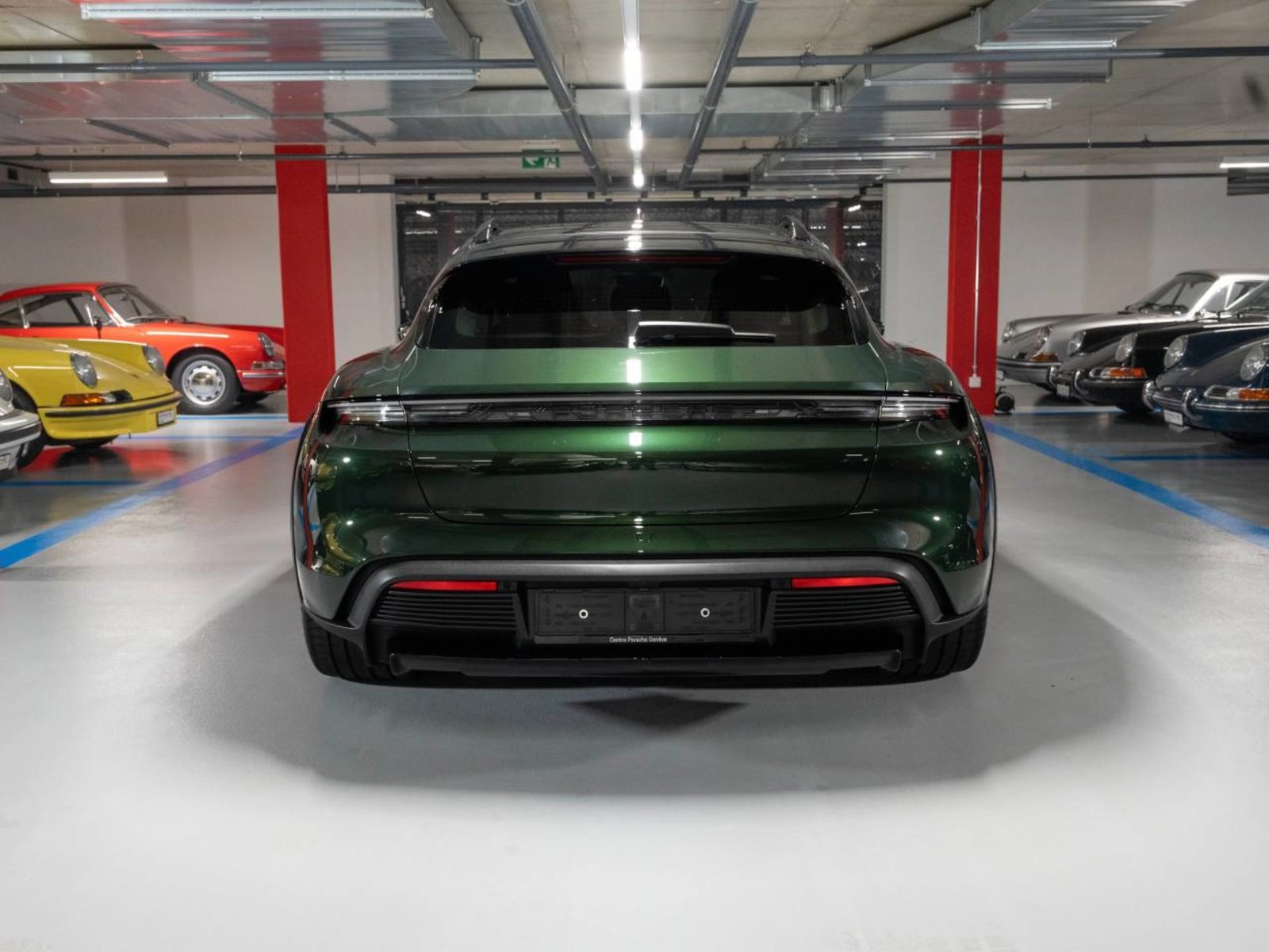 PORSCHE Taycan 4S Cross Turismo, Electric, Ex-demonstrator, Automatic - 6