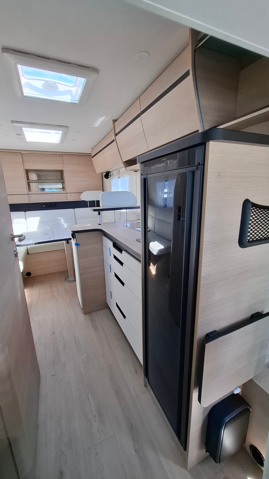 RAPIDO 854F, Diesel, Voiture nouvelle, Automatique - 7
