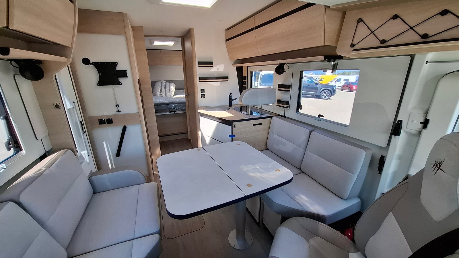 RAPIDO 896F, Diesel, Voiture nouvelle, Automatique - 5