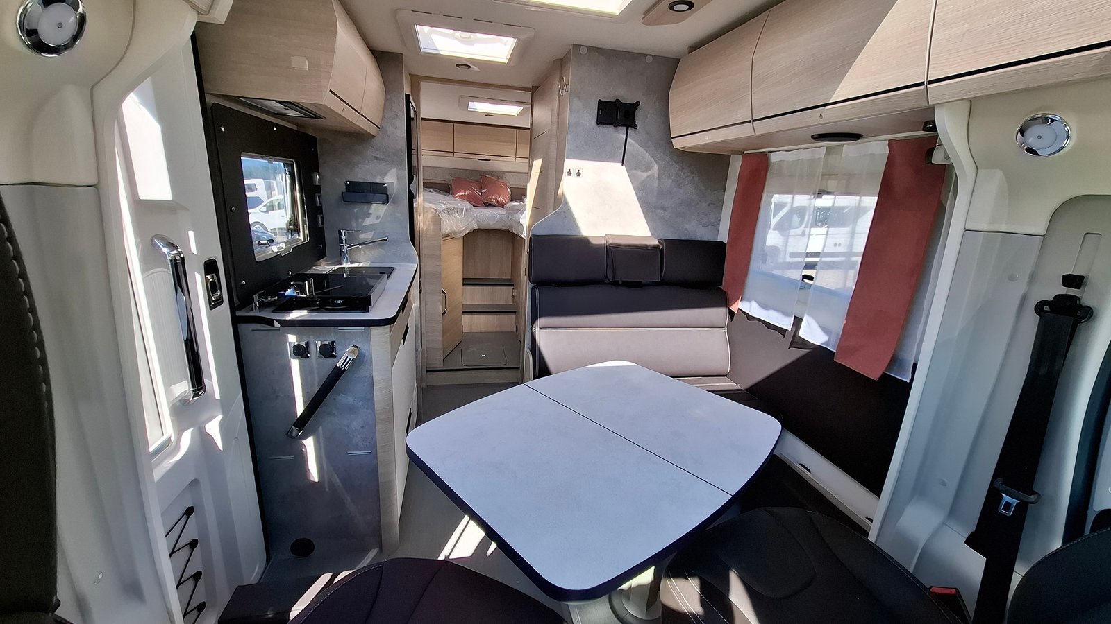 RAPIDO C55, Diesel, New car, Automatic - 5