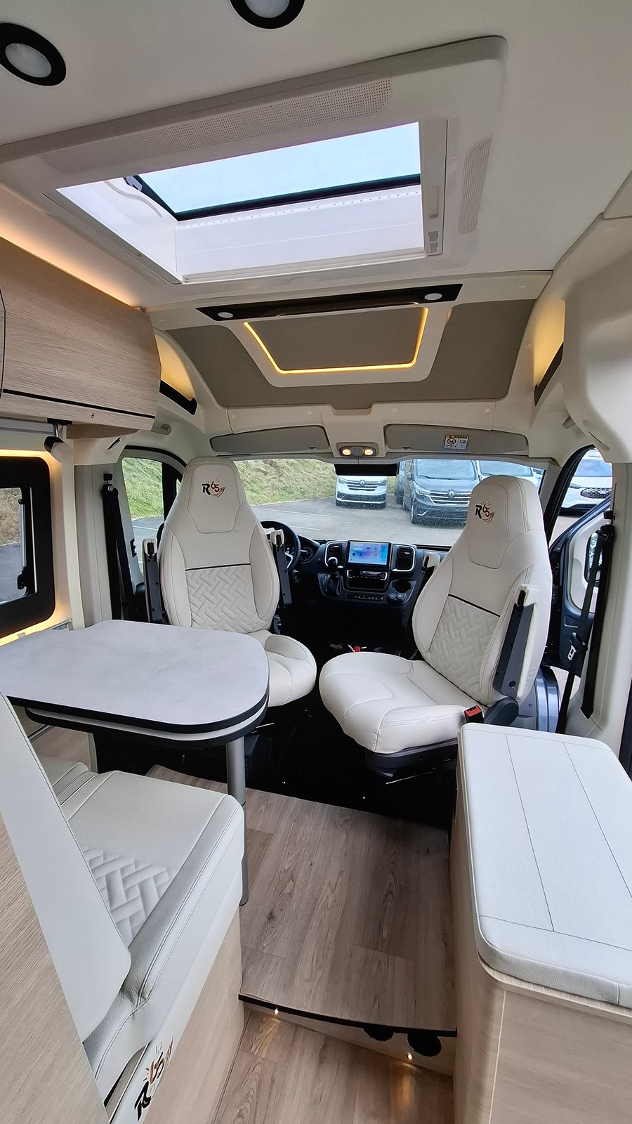 RAPIDO V62 65 ans, Diesel, Neuwagen, Automatik - 6
