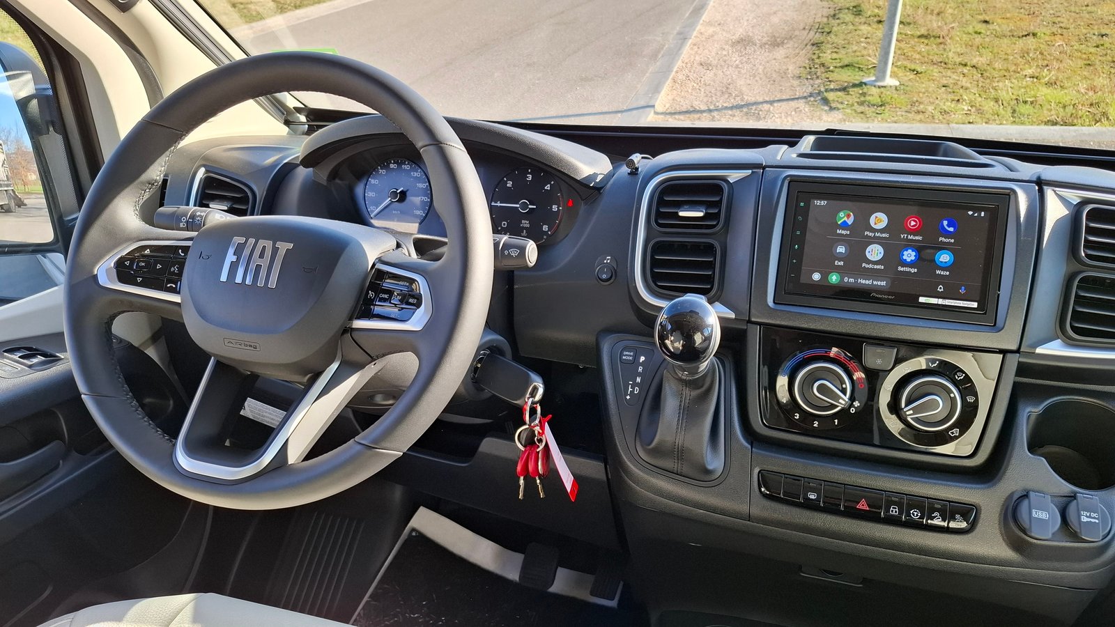 RAPIDO V65 XL, Diesel, Voiture nouvelle, Automatique - 4