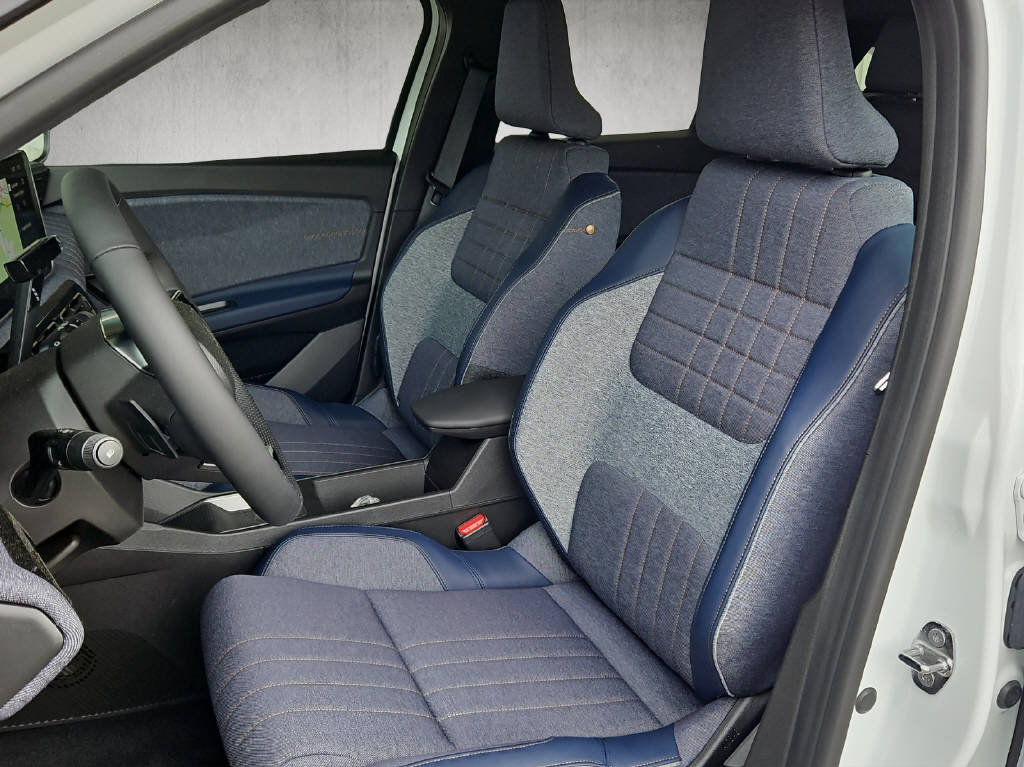 RENAULT 4 E-Tech Comfort Range techno, Elektro, Neuwagen, Automatik - 5