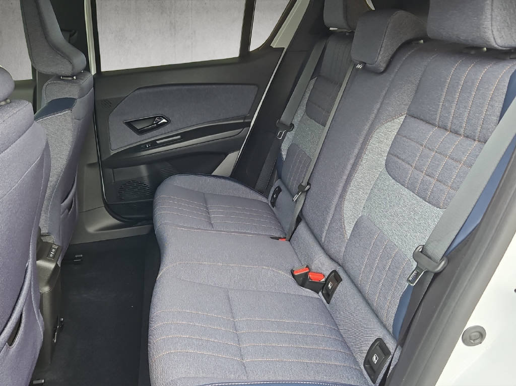 RENAULT 4 E-Tech Comfort Range techno, Elektro, Neuwagen, Automatik - 6