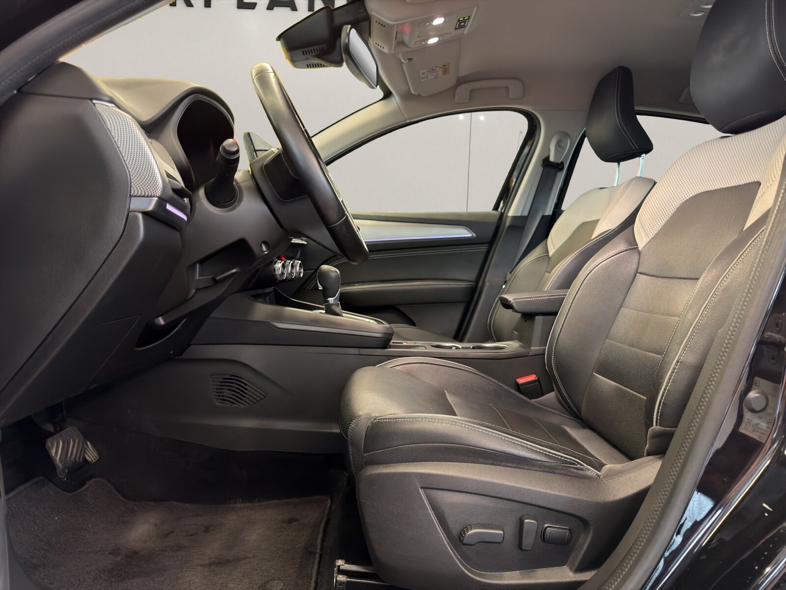 RENAULT Arkana 1.6 E-Tech Intens, Essence, Occasion / Utilisé, Automatique - 5