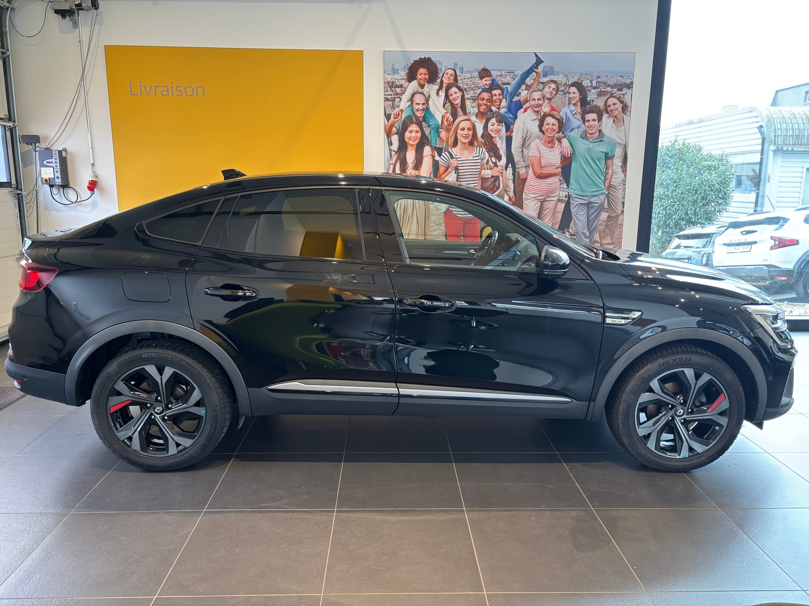 RENAULT Arkana 1.6 E-Tech R.S.Line, Voll-Hybrid Benzin/Elektro, Occasion / Gebraucht, Automatik - 4