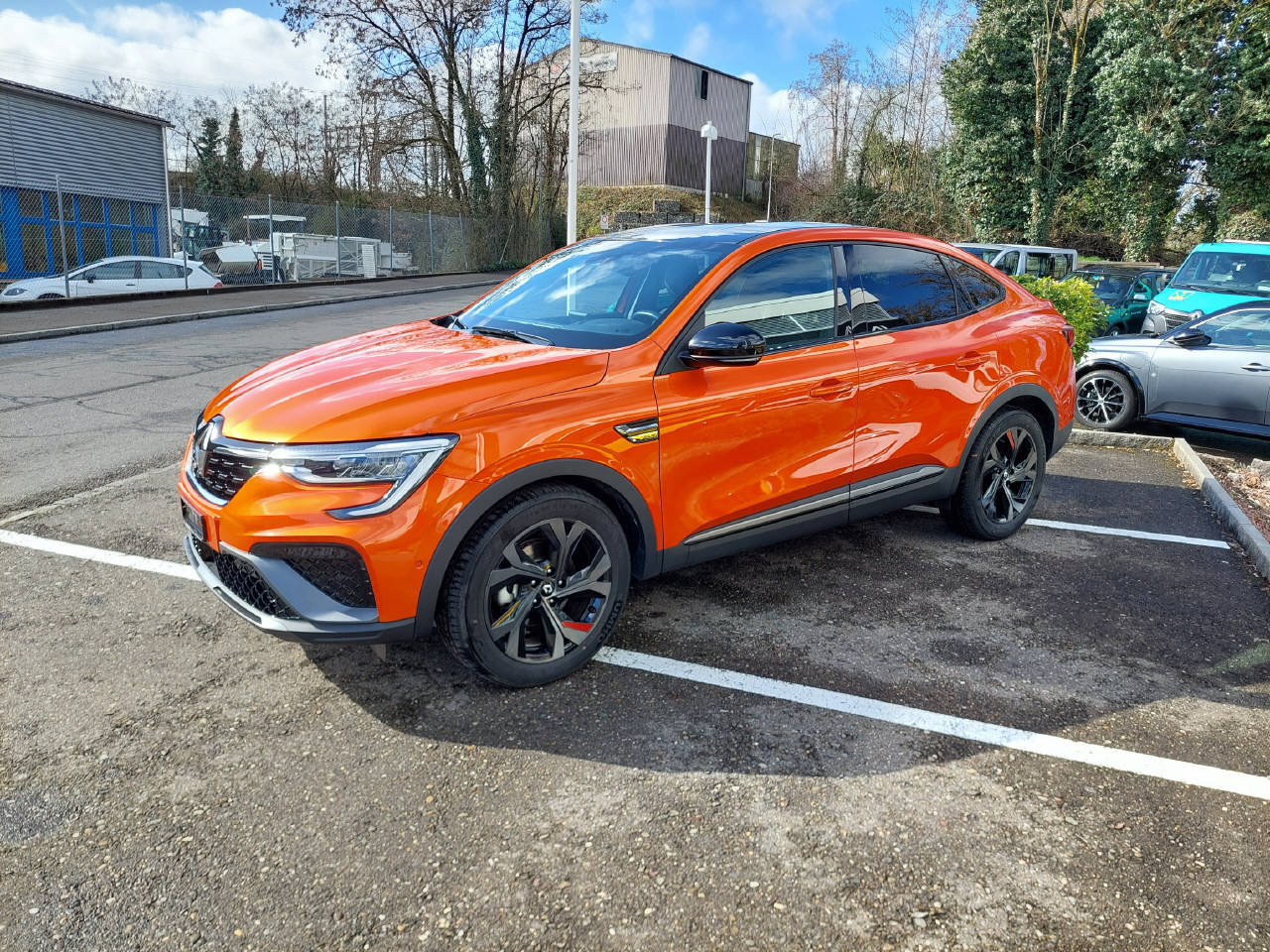 RENAULT Arkana 1.6 E-Tech R.S. Line, Full-Hybrid Petrol/Electric, Second hand / Used, Automatic - 3