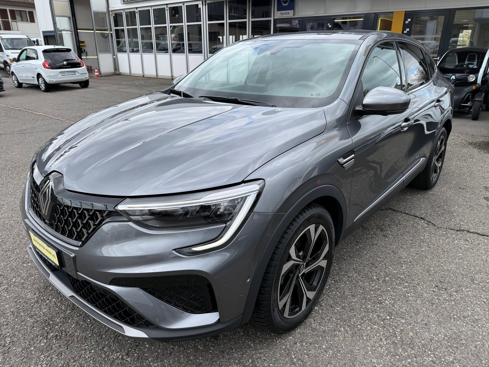 RENAULT Arkana 1.3 TCe Techno EDC, Mild-Hybrid Petrol/Electric, Second hand / Used, Automatic - 2