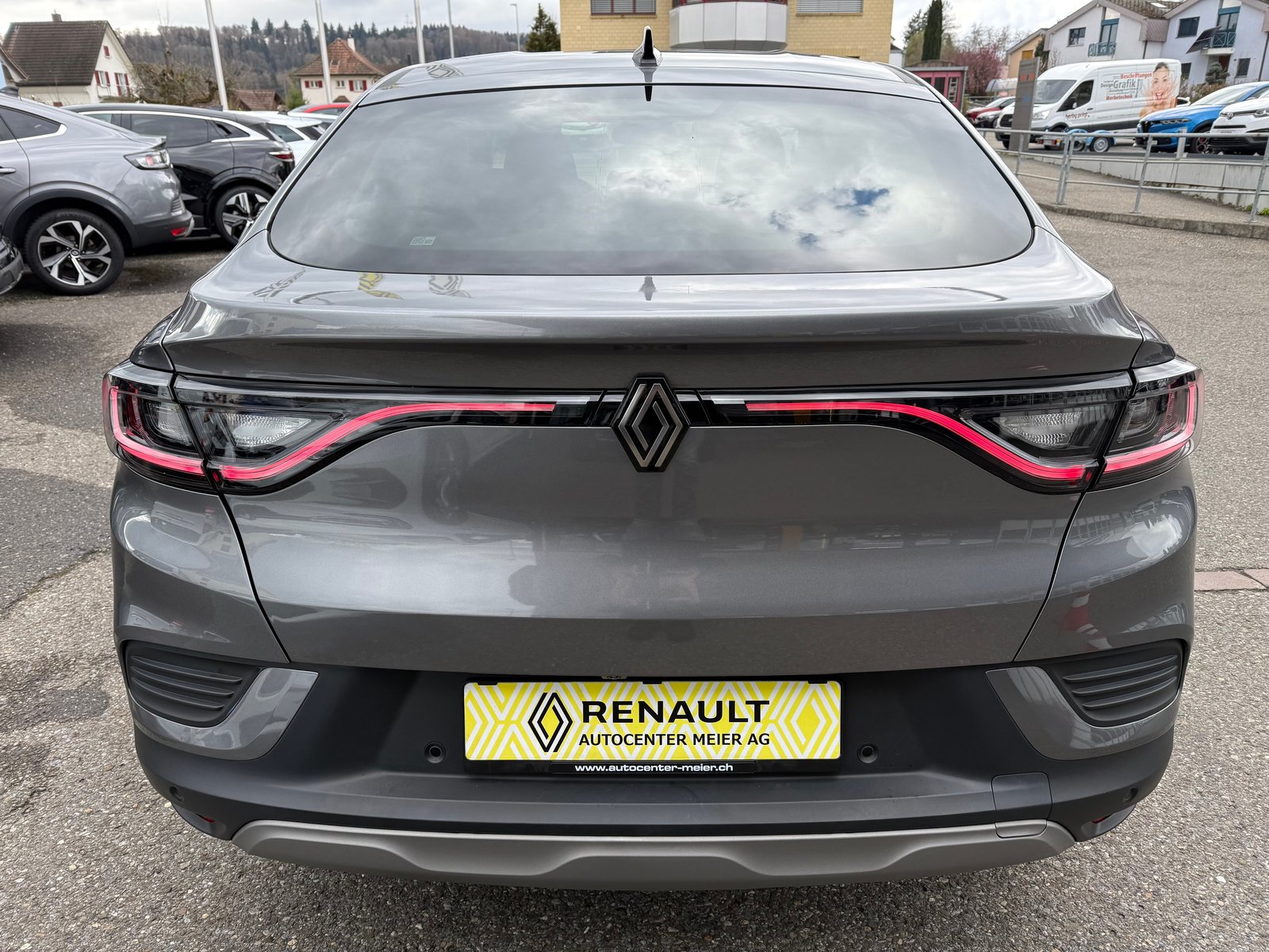 RENAULT Arkana 1.3 TCe Techno EDC, Mild-Hybrid Petrol/Electric, Second hand / Used, Automatic - 5