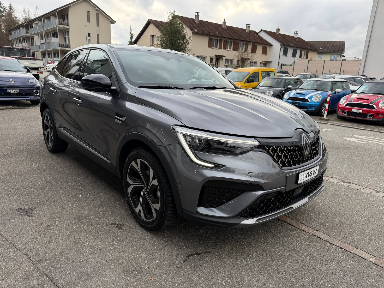 RENAULT Arkana 1.3 TCe techno EDC, Mild-Hybrid Benzin/Elektro, Occasion / Gebraucht, Automatik - 3