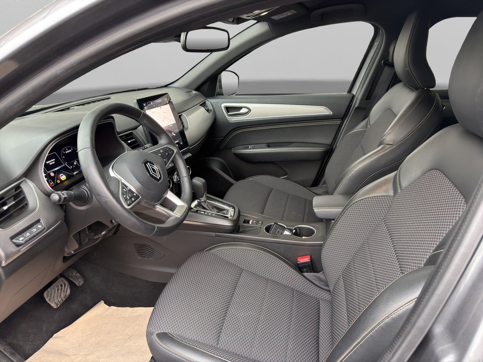 RENAULT Arkana 1.3 TCe techno EDC, Mild-Hybrid Petrol/Electric, Second hand / Used, Automatic - 7