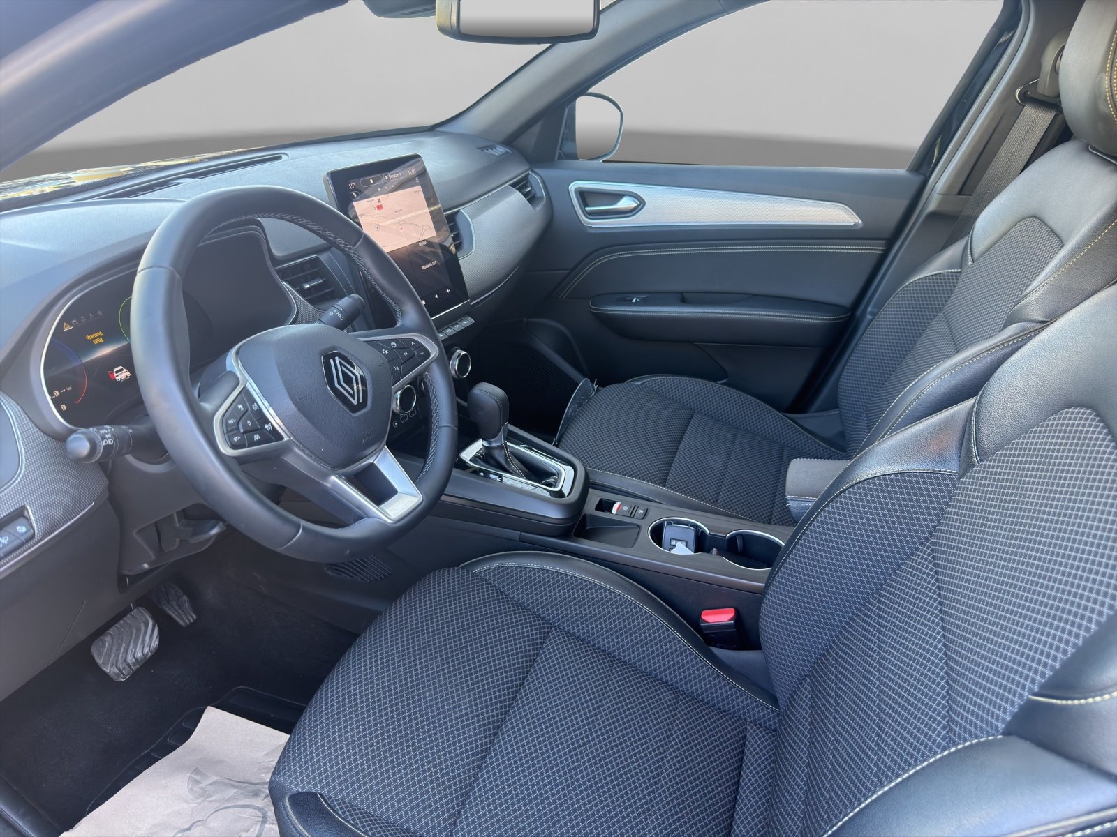 RENAULT Arkana 1.6 E-Tech techno, Full-Hybrid Petrol/Electric, Second hand / Used, Automatic - 6