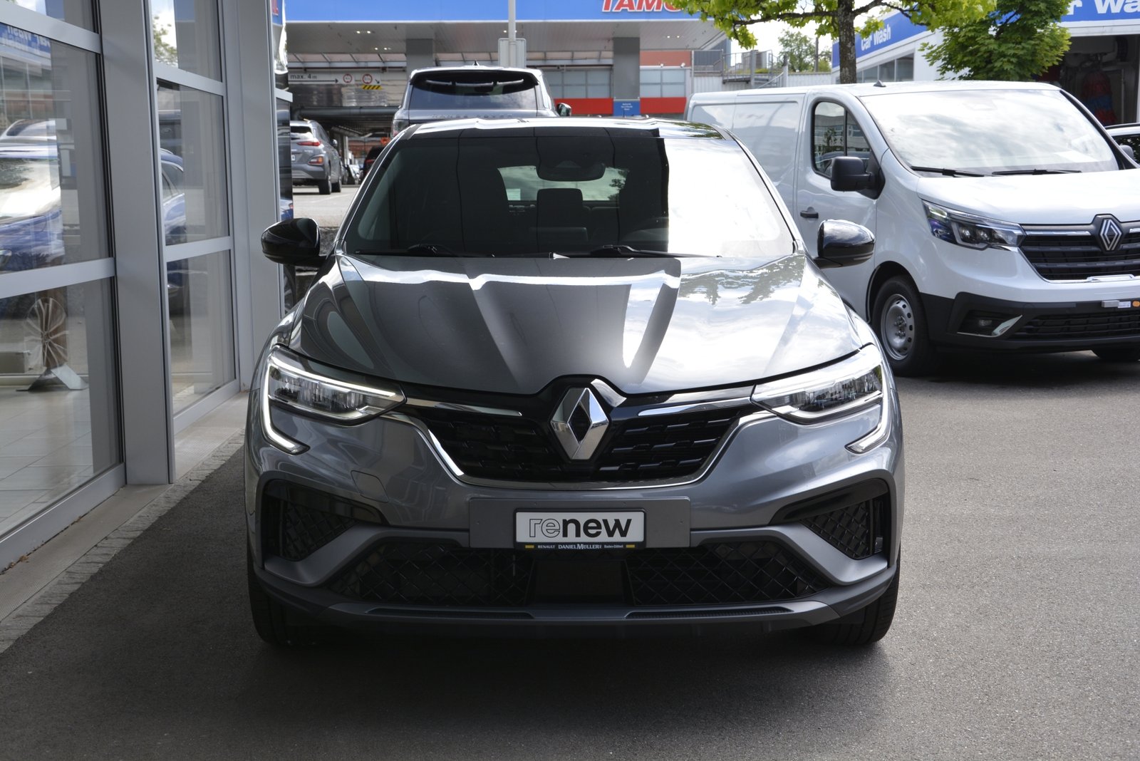 RENAULT Arkana 1.3 TCe R.S. Line EDC, Mild-Hybrid Benzin/Elektro, Occasion / Gebraucht, Automatik - 2