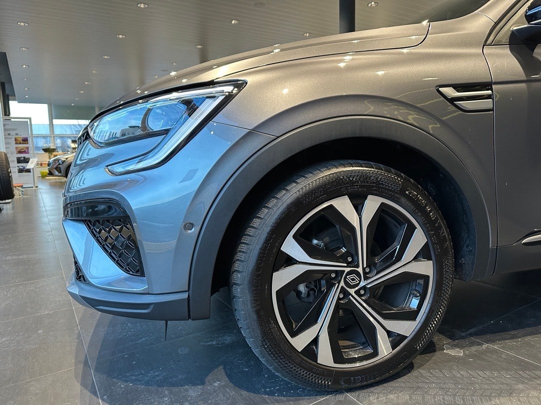 RENAULT Arkana 1.3 TCe Techno EDC, Mild-Hybrid Benzin/Elektro, Occasion / Gebraucht, Automatik - 3