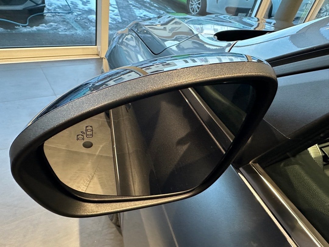 RENAULT Arkana 1.3 TCe Techno EDC, Mild-Hybrid Benzin/Elektro, Occasion / Gebraucht, Automatik - 4