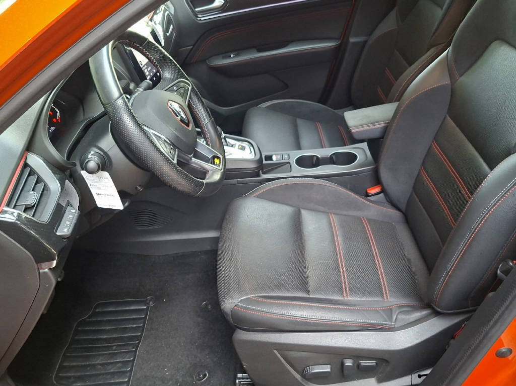 RENAULT Arkana 1.6 E-Tech R.S. Line, Full-Hybrid Petrol/Electric, Second hand / Used, Automatic - 4