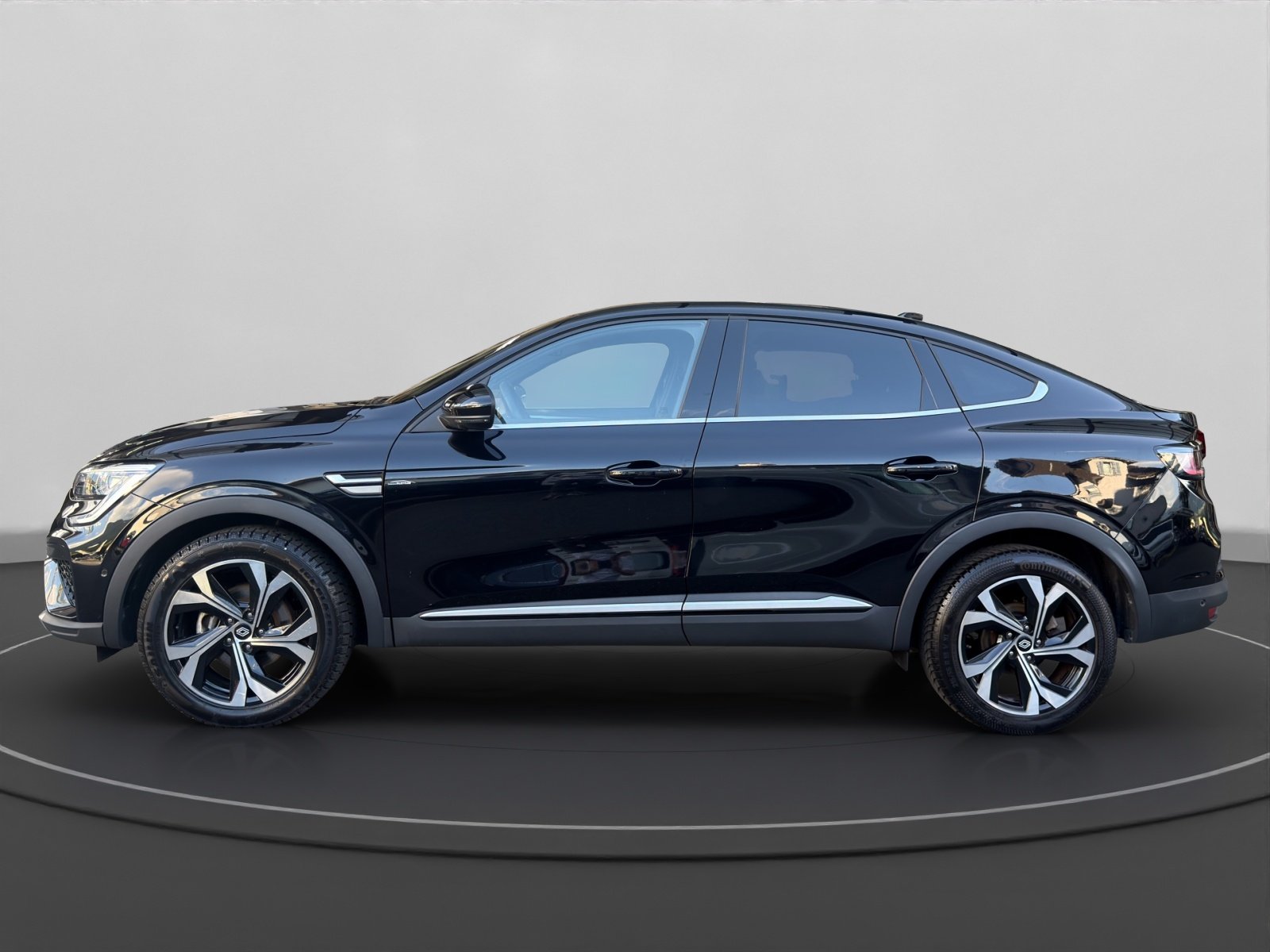 RENAULT Arkana 1.6 E-Tech techno, Full-Hybrid Petrol/Electric, Second hand / Used, Automatic - 2