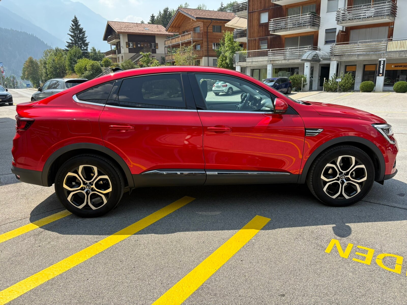 RENAULT Arkana 1.3 TCe Intens EDC, Mild-Hybrid Benzin/Elektro, Occasion / Gebraucht, Automatik - 4