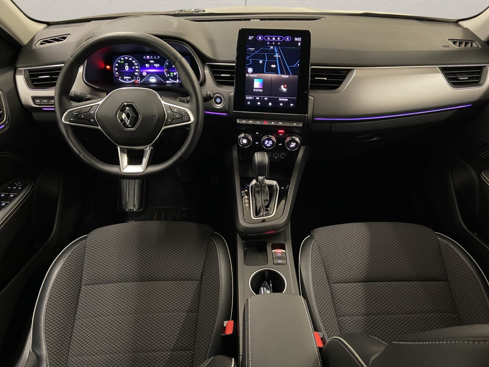RENAULT Arkana 1.3 TCe techno EDC, Mild-Hybrid Benzin/Elektro, Occasion / Gebraucht, Automatik - 7