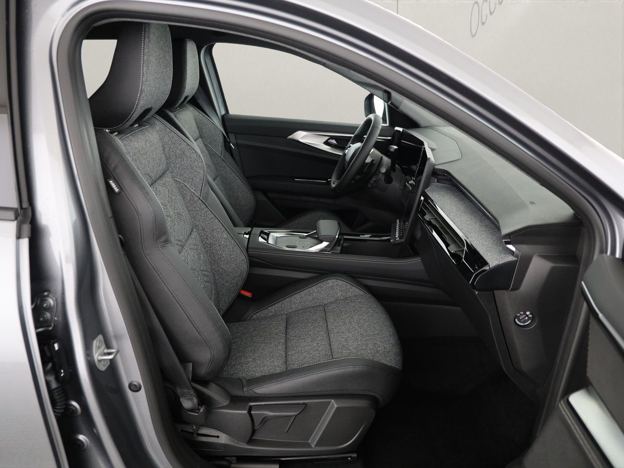 RENAULT Austral 1.2 E-Tech techno, Full-Hybrid Petrol/Electric, New car, Automatic - 7