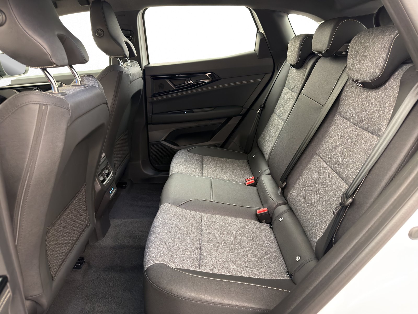 RENAULT Austral 1.2 E-Tech evolution, Hybride Integrale Benzina/Elettrica, Auto nuove, Automatico - 4