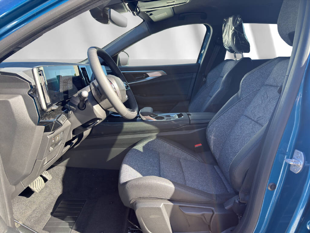 RENAULT Austral 1.2 E-Tech techno, Full-Hybrid Petrol/Electric, New car, Automatic - 4
