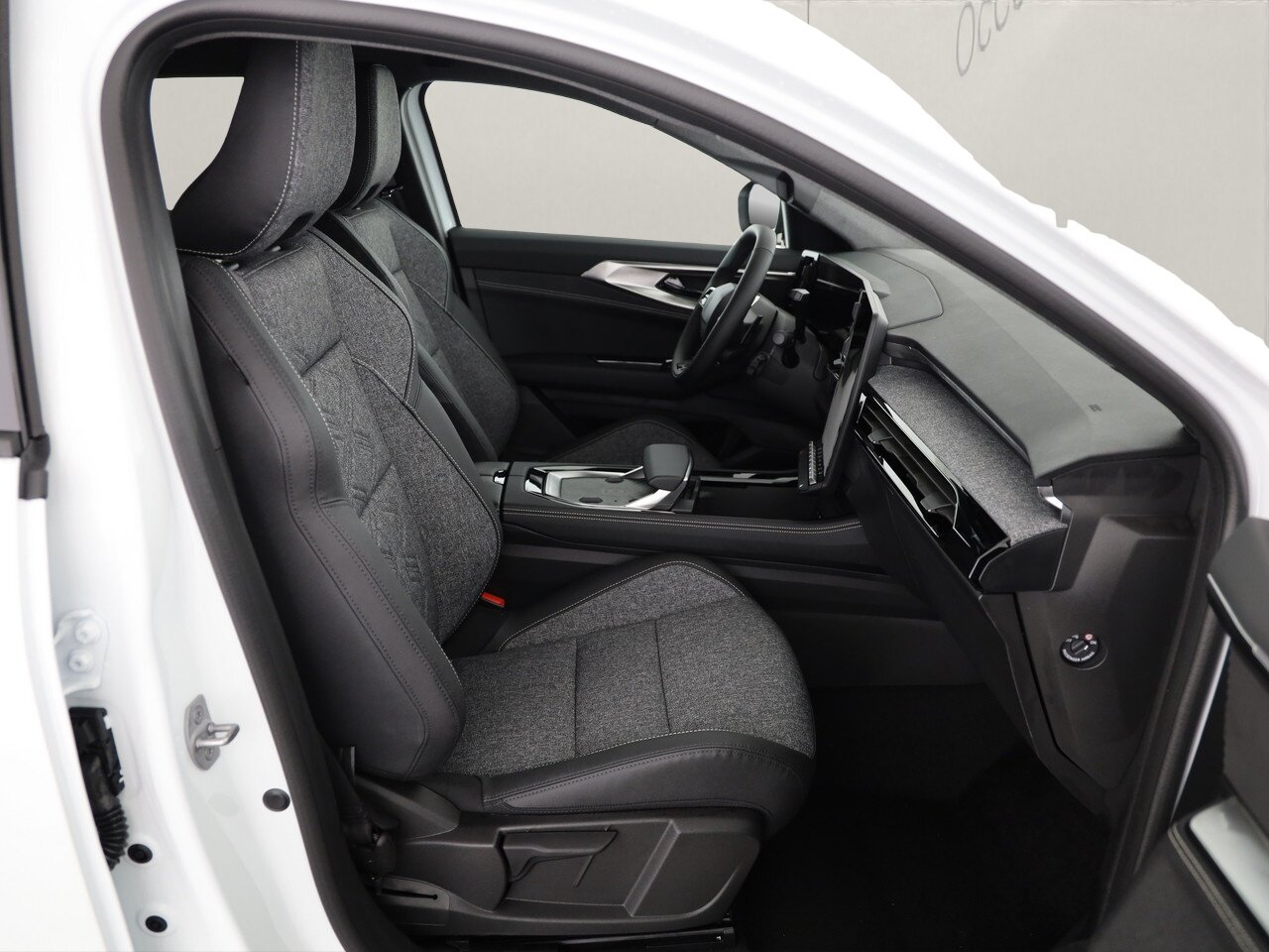 RENAULT Austral 1.2 E-Tech techno, Voll-Hybrid Benzin/Elektro, Neuwagen, Automatik - 7