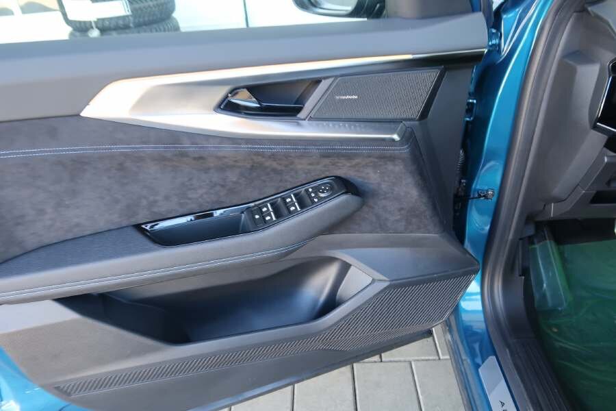 RENAULT Austral 1.2 E-Tech esprit Alpine, Voll-Hybrid Benzin/Elektro, Neuwagen, Automatik - 6