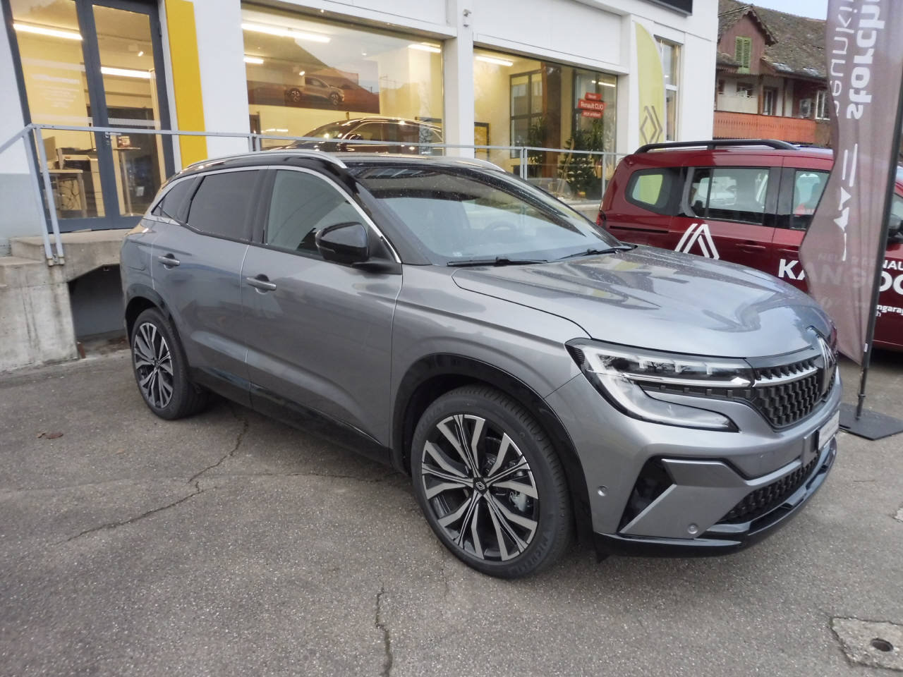 RENAULT Austral 1.2 E-Tech iconic